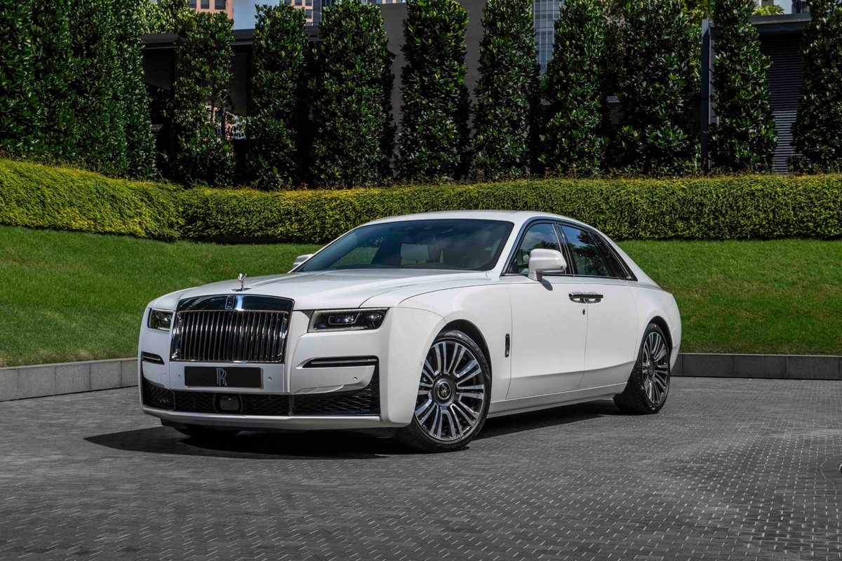 Rolls royce phantom белый. роллс ройс радмир. Rolls royce. белый роллс. роллс ройс фантом 2009.