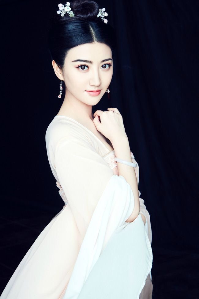 Tang Jing Mei as Jian Lan/Lan Chang