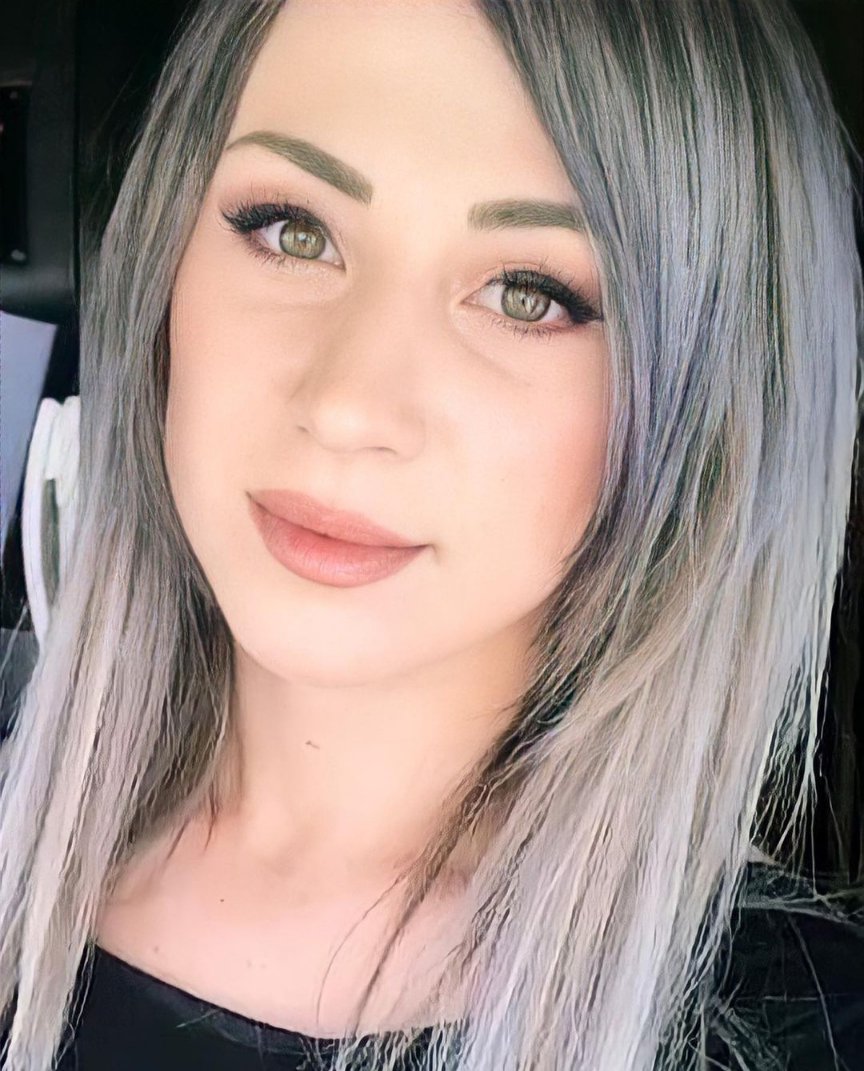 Nikki on X: "Jen Ledger is just so cute. I mean look at her in that last  pic. She is all of us when we see a box of donuts https://t.co/4cCHV27uPx" /