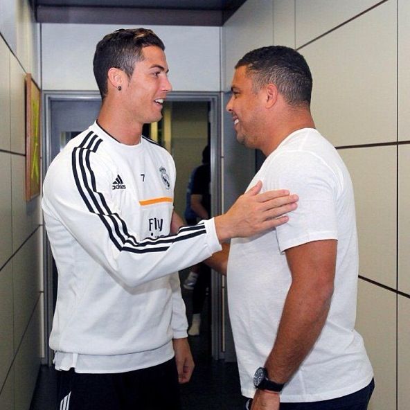 En parlant de Cristiano, toujours pensé qu'une partie de la hate envers lui venait de son nom (Ronaldo). Pour beaucoup, il devait en avoir qu'un seul. On ne doit pas toucher au mythe. Et comme CR7 a mis la barre très haute, forcément les rageux ont débarqué.