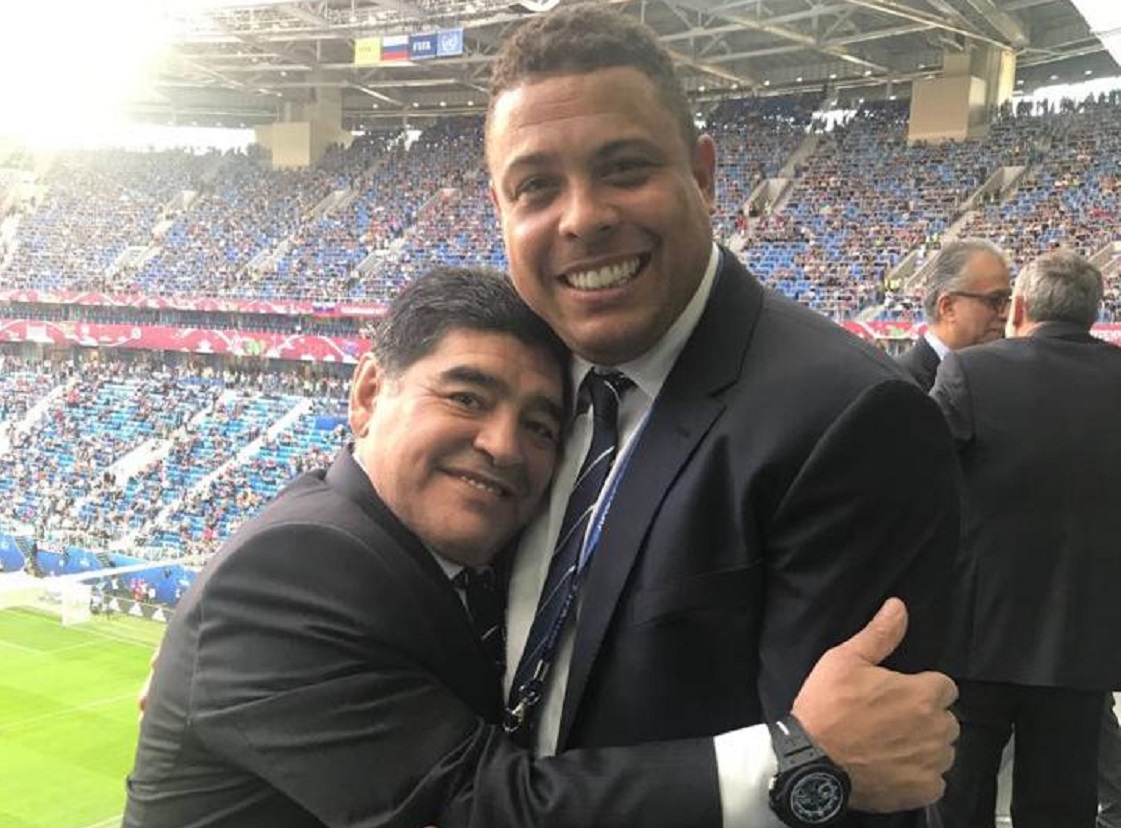 Voilà, ça sera tout. C'est un joueur qu'on ne reverra plus. Il est unique pour plein de raisons (domination, style, blessure, buts).C'est notre GOAT à nous, tous les 30-40 ans, même si Maradona est au-dessus évidemment.Merci pour tout, il nous a traumatisé comme aucun 