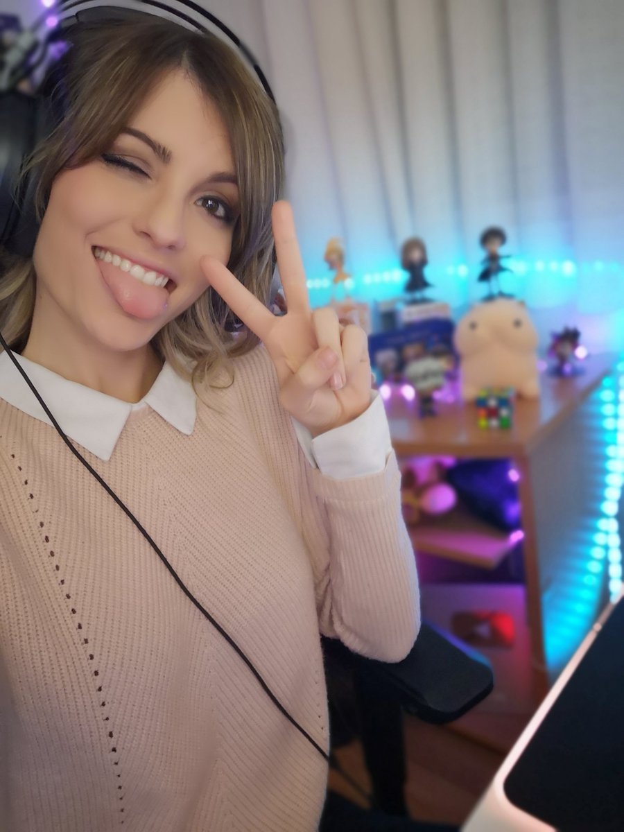 🔴En directo!  

     #3NationsCup vamos a jugar a VAlorant VS el equipo de IBAI!! 
                
      twitch.tv/iamcristinini

      twitch.tv/iamcristinini

¿RT y FAV? 🥳💙