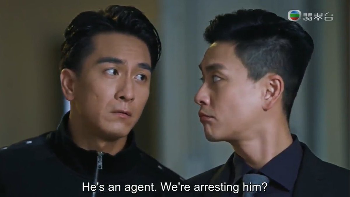 ramyeonjpg's tweet photo. the way they joke around here though is so funny #KennethMa #BoscoWong
#FlyingTiger2 #HKDrama https://t.co/DpAwyNqeWC