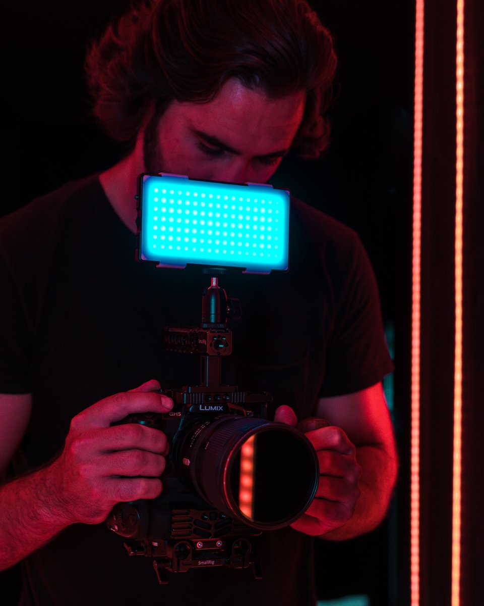 LumeCube's tweet photo. π¨PANEL PRO RESTOCK ALERT π¨
A bi-color RBG light with 360 color options, Bluetooth compatible, AND professional grade. Need we say more?
Be sure to enter our Panel Pro giveaway on our Instagram!
Learn more here: https://t.co/KlwmQ0KUOQ π€©
#LumeCube #LumeCubePanelPro https://t.co/pkui8Yd6RK