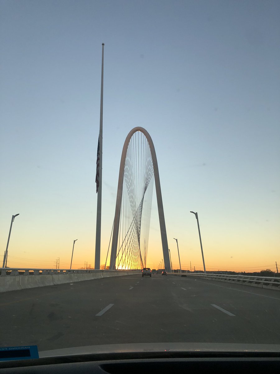 blakefilley's tweet photo. This city blows my mind ✨ #DallasTX https://t.co/rfVz0wzYzv