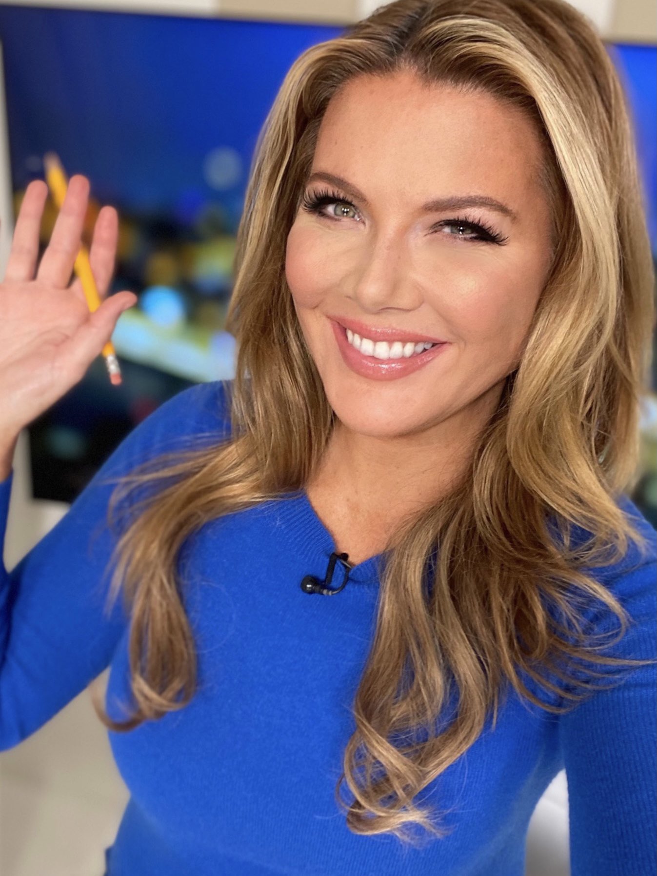 Behind The Crown: The Real Story Of Trish Regan, Miss America 1994 - mt1z77d