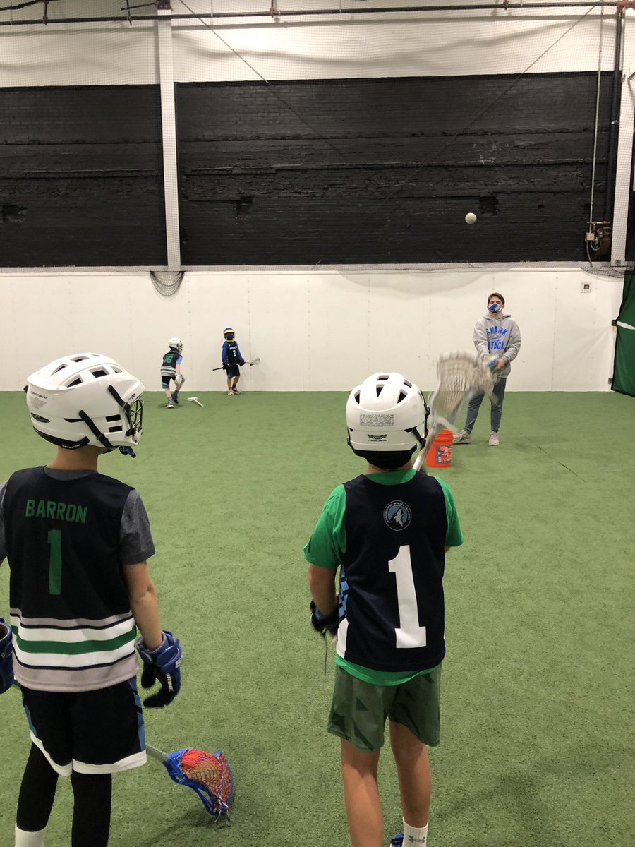 These youth athletes got coached by a pro this weekend! 

Thanks for hosting, Michael Kraus 🦈