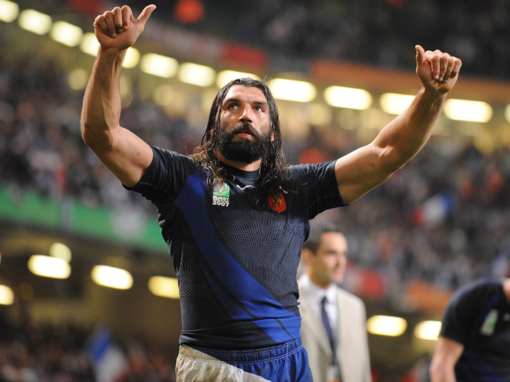   Happy 43rd birthday to France legend Sebastien Chabal! 