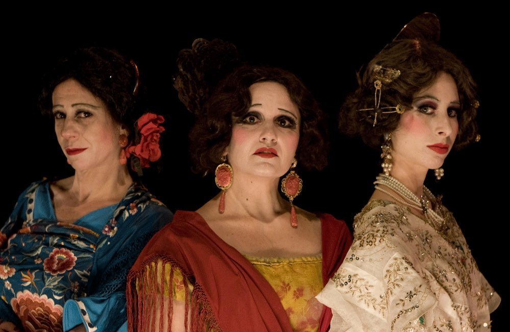 autenticoteatro's tweet photo. Mi semana teatral:
@TeatroTribuene #PorlosojosdeRaquelMeller @RocioOssunaak @BadiaAlbayati @ivanoriola @Jose_M_Ramos_ #HelenaAmado #CandelariadelaSerena #ZaloCalero #MatildeJuarez #HugoPerezdelaPica #IrinaKouberskaya https://t.co/WNz2uWW47x