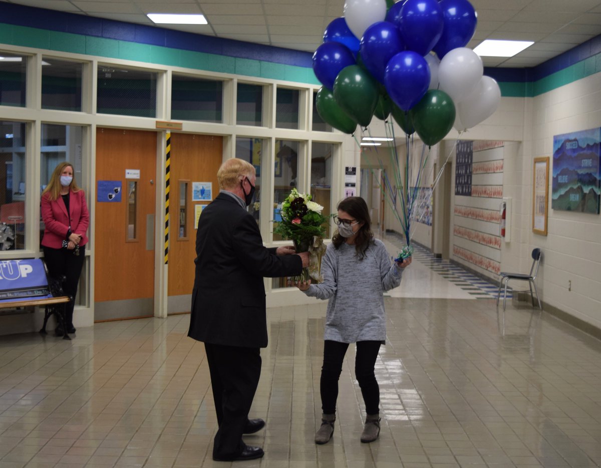 Today it was our great honor to see our very own <a href="/EllingtonErinm/">Erin Ellington</a> named Northwest North Carolina Regional Teacher of the Year!!💐🏆🎈Congratulations Mrs. Ellington -- we are so proud of your incredible work and to have you represent us! #WeAreWatauga <a href="/MabelSchool/">Mabel School</a> <a href="/PKYPatriots/">Parkway School</a>