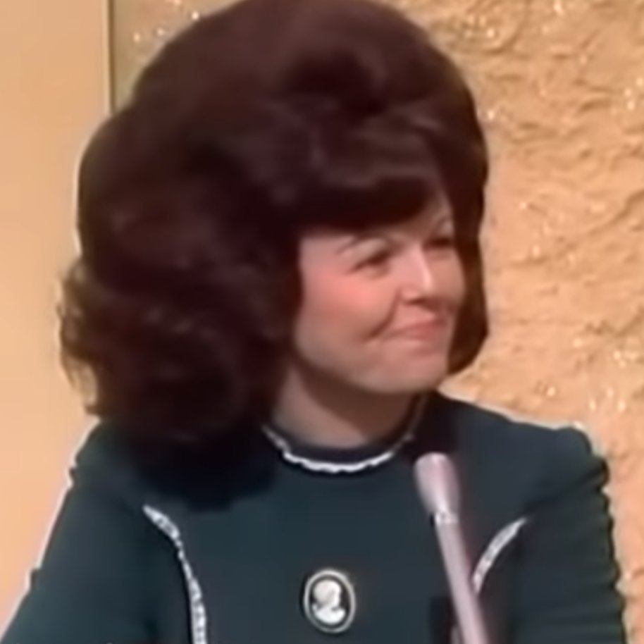 Joe_A_Blevins's tweet photo. Every time I think I'm accustomed to the hairstyles on #MatchGame74, I see something like this: https://t.co/nxuzr90vYS