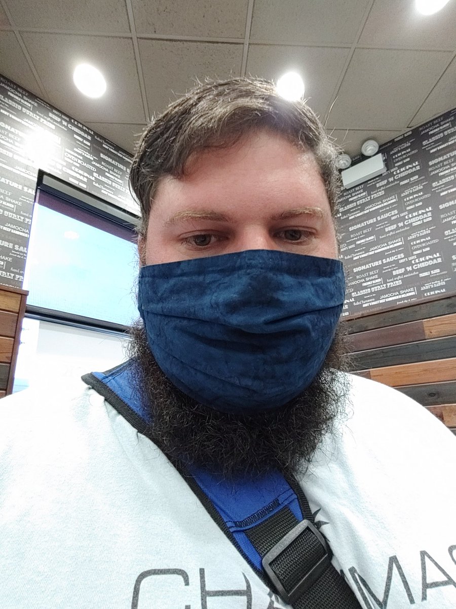 BeardedYajirobe's tweet photo. Beard is getting so big even these large face masks can't cover it π
#bigbeardproblems https://t.co/hroJvZ0UDc