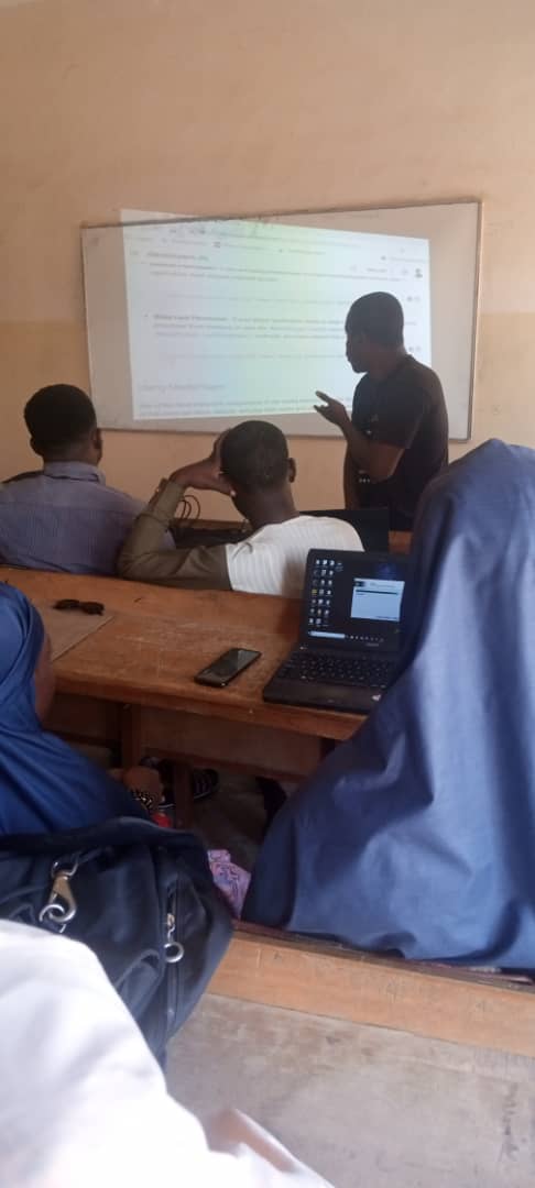 dsc_kasu's tweet photo. First session with GDG lead Kaduna city https://t.co/FF2zITvgi2