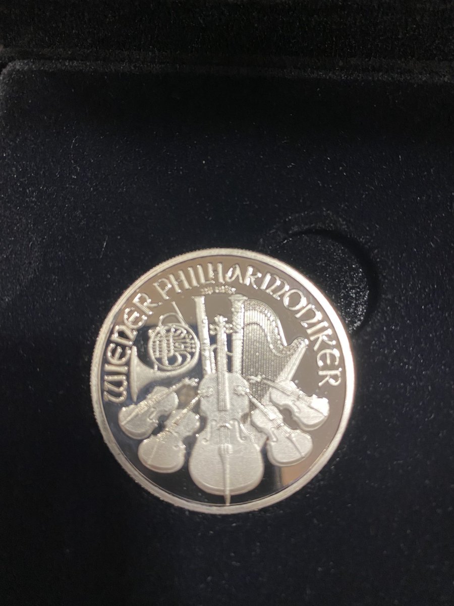 ForumValue's tweet image. Immer wieder werde ich gefragt, ob physisches Silber als Sparplan lukrativ und sinnvoll ist?

Dazu ein paar kurze Infos über die derzeitige Gemengelage. Wir leben in einer enormen Vermögenspreis Blase, in deren Zug die Vermögenspreise aufgrund der Geldmeng boerseneinmaleins.de/silber-als-spa…