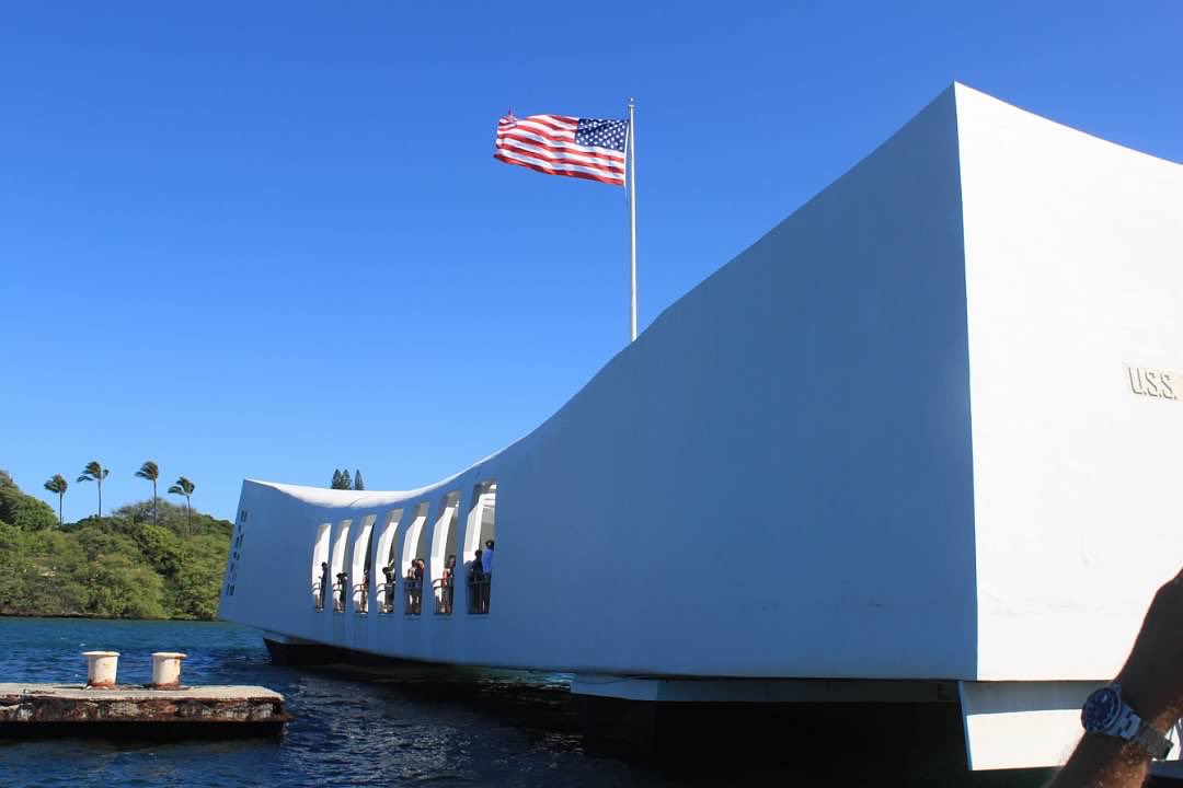 Visiting Pearl Harbor is one of the most memorable experiences in my life. What really caught my attention was all the solders that survived and came back to lay in rest with their shipmates. God bless those men and women.