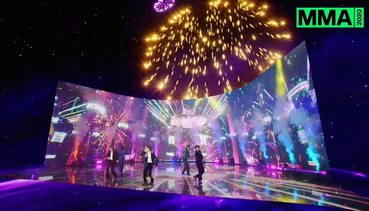 DamarisTamay's tweet photo. @charts_k @BTS_twt Woww!!!!!๐ฑ๐ฑ๐๐๐๐๐๐
๐ง๐ถ๐ฟ๐๐๐ #BTS_BE #StreamBEttleST #BTS_Dynamite #BTSARMY https://t.co/S0xnpwPmBH