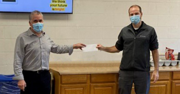 Happy 10th Work Anniversary to Chad, Logistics Manager at our Neenah, WI location! Thank you, Chad, for being a part of the #ITUAbsorbTechFamily! 
#Celebrate #EmployeeAnniversary 🥳