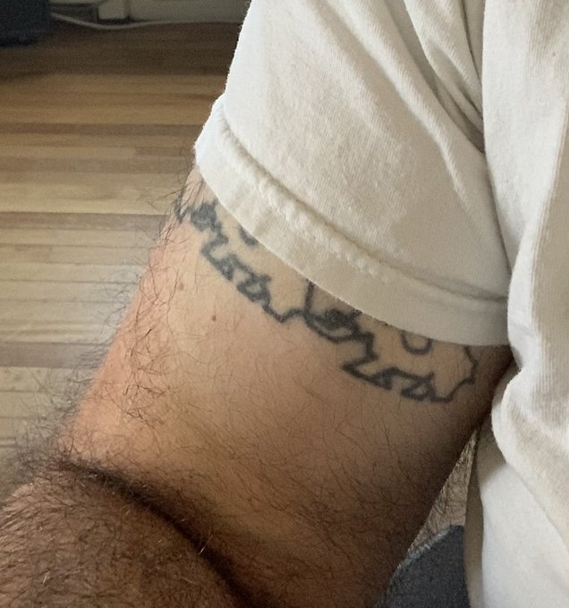 @AngelTemptsYou kryptonite https://t.co/wdWzKwVIi1<a class="tags" href="/tag/angeltemptsyou">@angeltemptsyou</a>