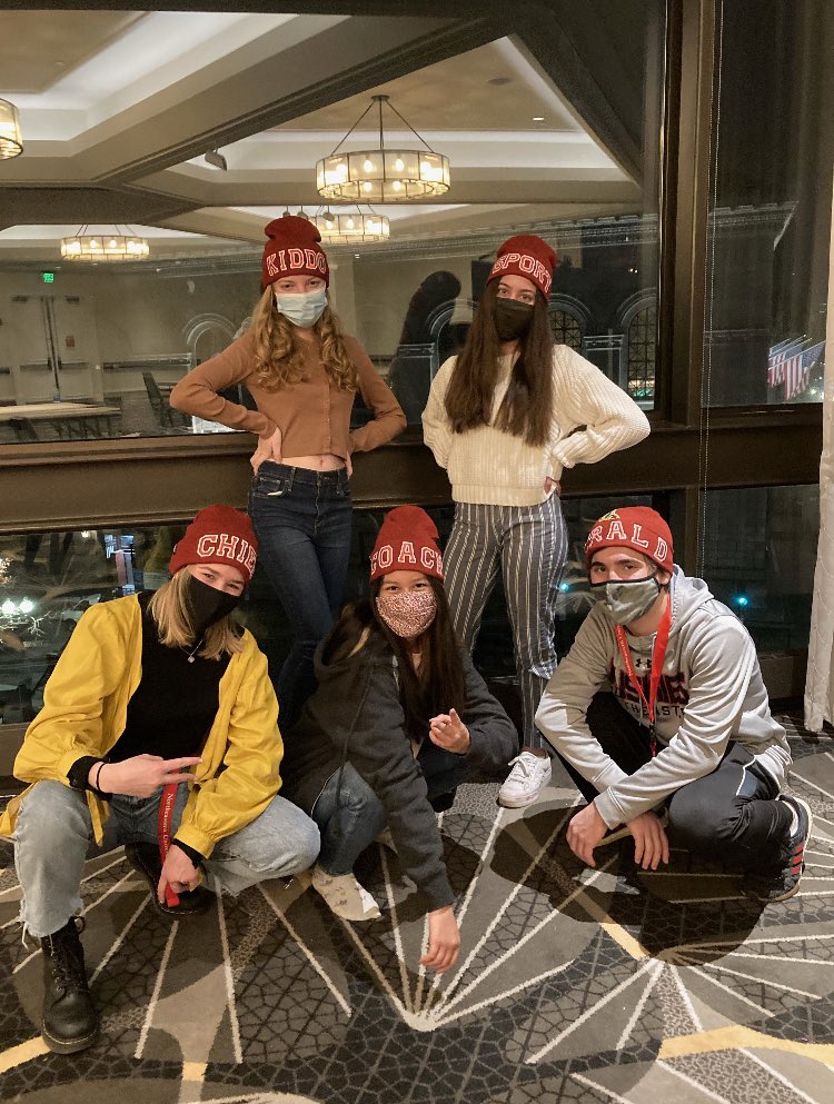 TheNUinProgram's tweet image. Winter in Boston gets cold! Good thing our Blue Line students prepared by decorating their own winter beanie. Now they can saunter around Back Bay in style. ❄️😎❄️ #NUin2020