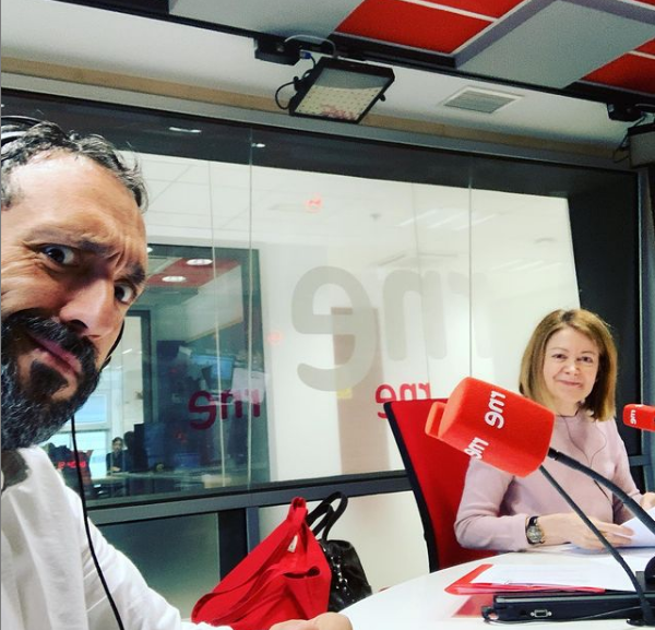 gourmet_opera's tweet photo. ¡Una noticia fabulosa! Este martes a las 12:30 ÓPERA GOURMET se presenta en sociedad en el mejor de los escenarios: la radio. Será en "Las mañanas de RNE"en el espacio de José Manuel Zapata en el programa de Pepa Fernández. Allí estarán la chef y la sommelier de ópera. A maridar! https://t.co/wDoszv1tkD