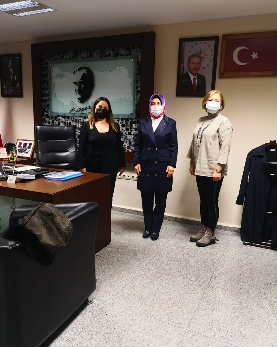 Okeved2015's tweet photo. Okeved Yönetim Kurulu Bşk. Yardımcımız Nuray DERYA ve Genel Sekreterimiz Arzu KILIÇ ile İç İşleri Bakanlığı İstanbul İl Daire Bşk. Suna ÜSTÜNER'i bugün makamında ziyaret edip 30 Kasım 2020 genelgesi üzerine MEB'e bağlı özel anaokullarının kapanması konusunda istişarede bulundular https://t.co/EE4CW5fxGA