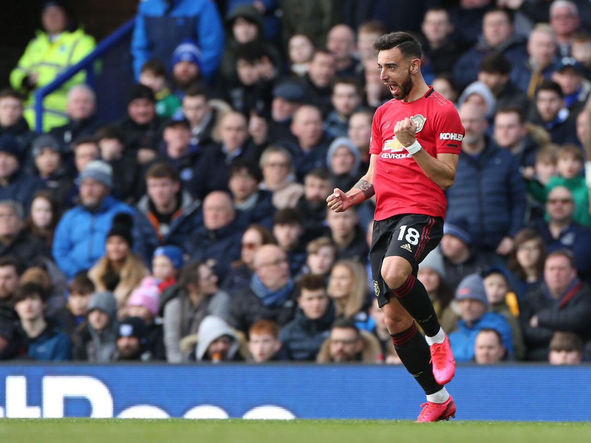 Commentator Arlo White after Bruno Fernandes equalizes at Everton: “He is the Manchester United spark, Bruno Fernandes!”