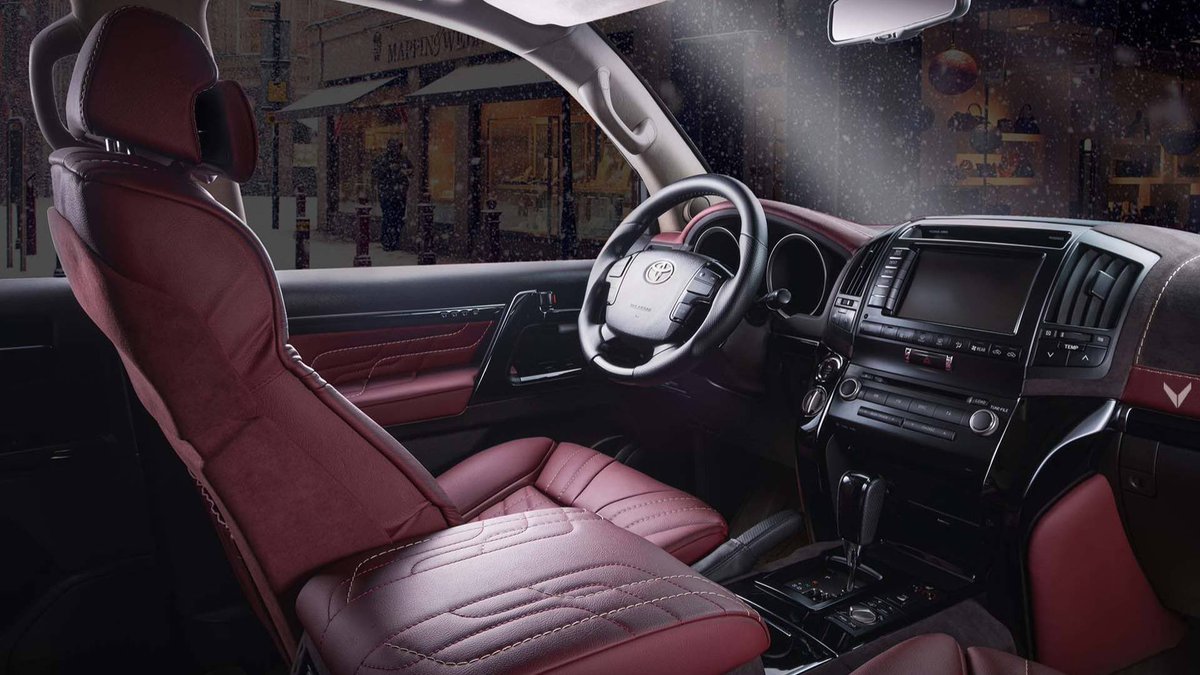 / / / pause to appreciate the car. This is the Land Cruiser Bakugou is going to repair. I originally pictured it with black interior but then I found this sexy as hell red quilted leather so that wins for sure. Don’t think the American model comes w/ stick; use your imagination.