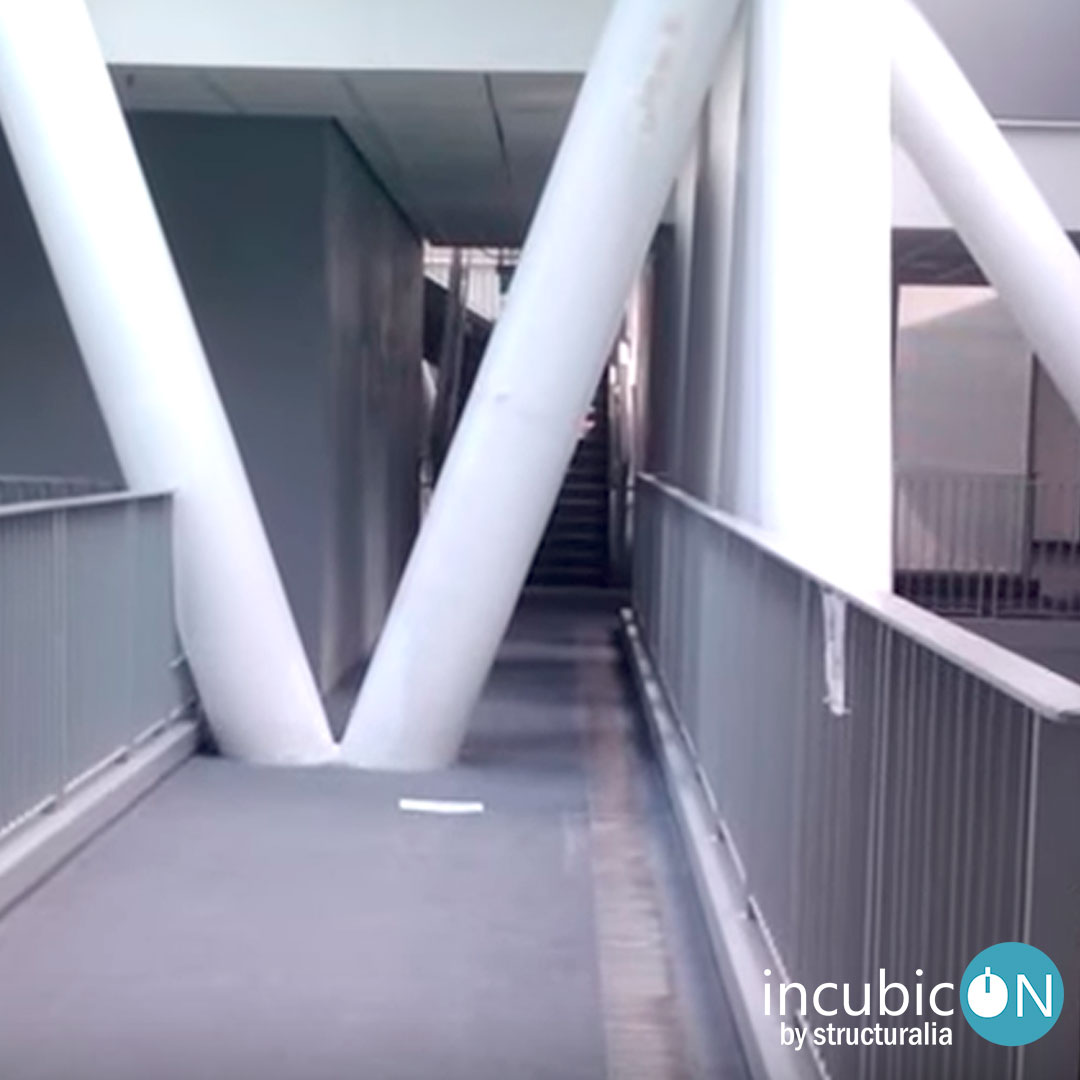 incubicon's tweet photo. ¿La ingeniería es perfecta? Aquí te dejamos algunos de los fails más divertidos.😆 ¿Con cuál te quedas? 

#Ingeniería #Construcción #Arquitectura #Fail https://t.co/IQAUsD3qr2