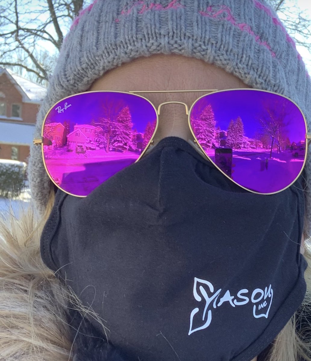 FitYourStyle's tweet photo. Thank you for the @HUB_Inc #HUBPOWERSummit #HUBPOWERBOX face mask! We appreciate you thinking of our safety! @yiasouinc1 #HUBPowerBoxSponsor #gift https://t.co/FLObmt05YT