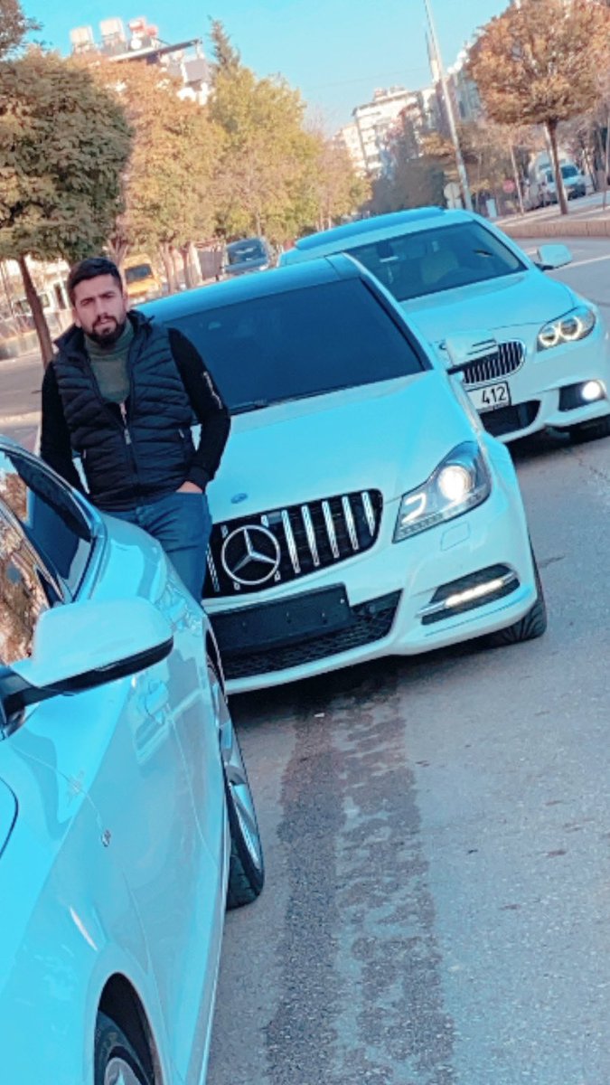 Cesaret Dediqin YapqtıkLarın deqiLDir Bazende Vazgectiklerindir ..🔱🔥