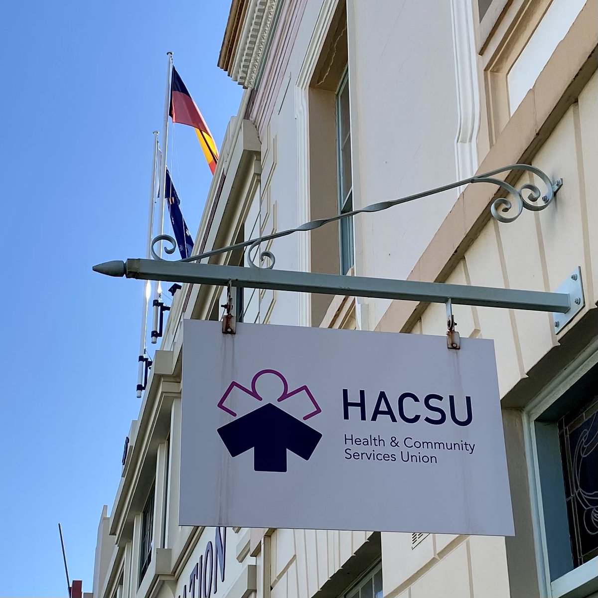 yinyangman69's tweet photo. Meeting my #disabilitysupportworker comrades for some morning wobbleboarding in #Launceston
We are essential enough for praise and casual enough for cuts to our rights.
#omnibusbill #auspol #politas https://t.co/XGE4BUgJEV