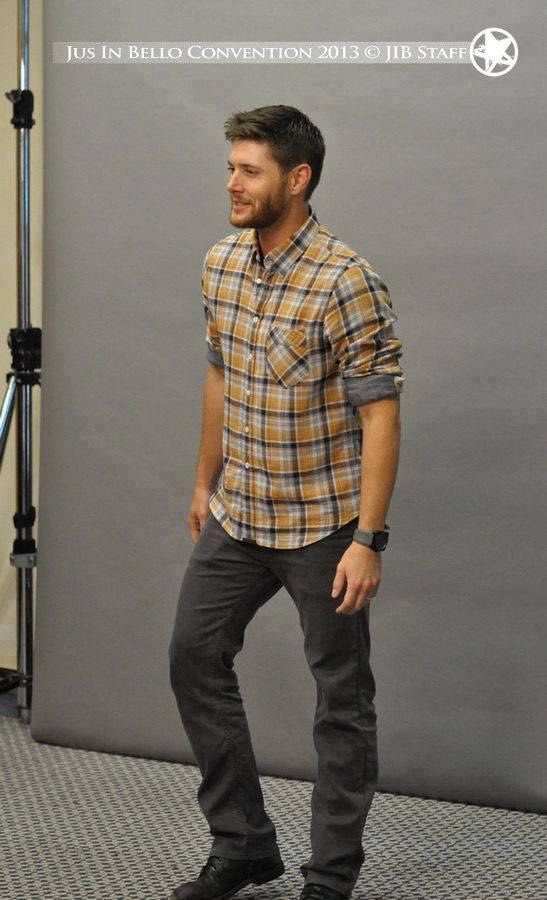 pics of jensen ackles and his bowlegs, a necessary thread