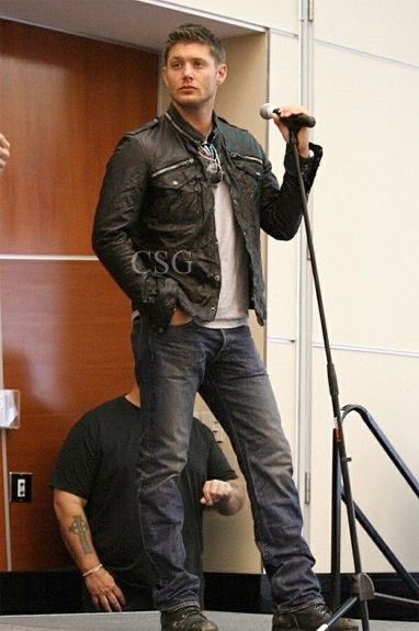 pics of jensen ackles and his bowlegs, a necessary thread