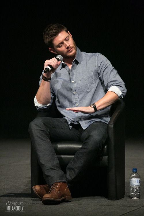 pics of jensen ackles and his bowlegs, a necessary thread