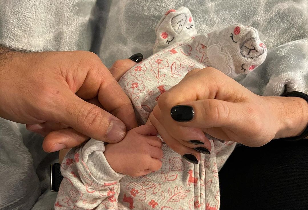 WWE's tweet photo. Congratulations to @BeckyLynchWWE and @WWERollins on the birth of their first child, Roux! 💕

📸: @WWERollins on Instagram https://t.co/1R3Benh8vO