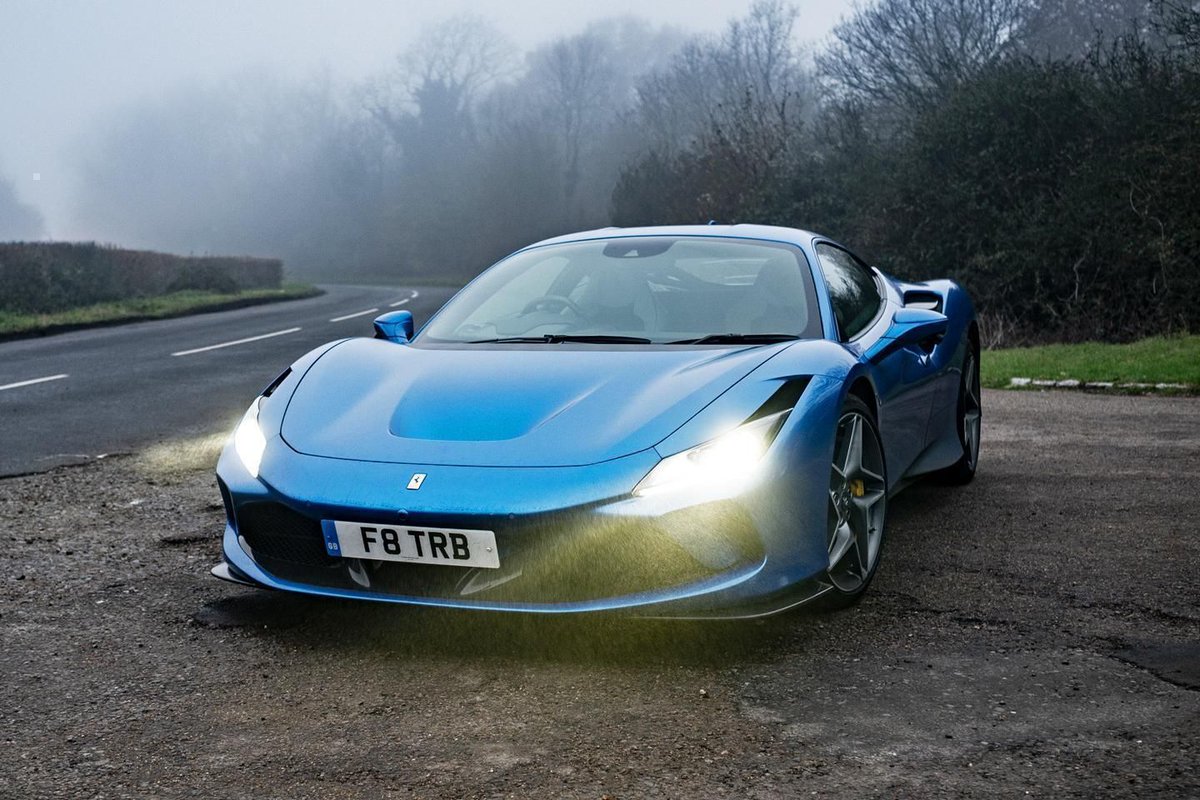 Ferrari F8 Tributo