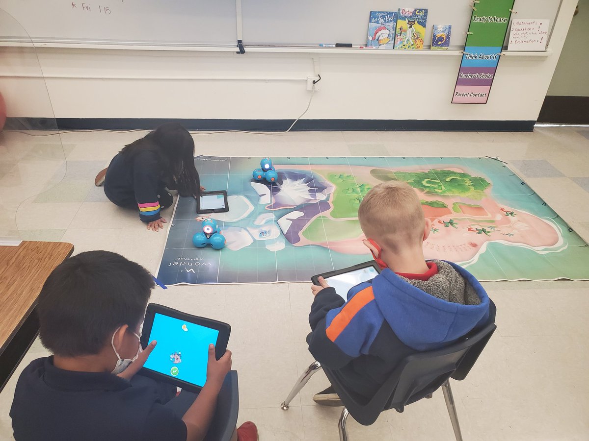 iInspire_CA's tweet photo. Celebrating Coding Week with Drop Everything and Code across the school, TK to 5th!! @OrangeUnifiedCA @AndOusd
#cabears #ousdedge https://t.co/I9ZxDdaxNc