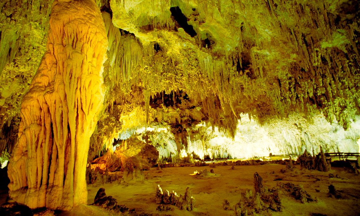 Мамонтова пещера в северной америке. Флинт Мамонтова пещера. Карстовая пещера Мамонтова. Мамонтова пещера США. Мамонтова пещера сталактиты.