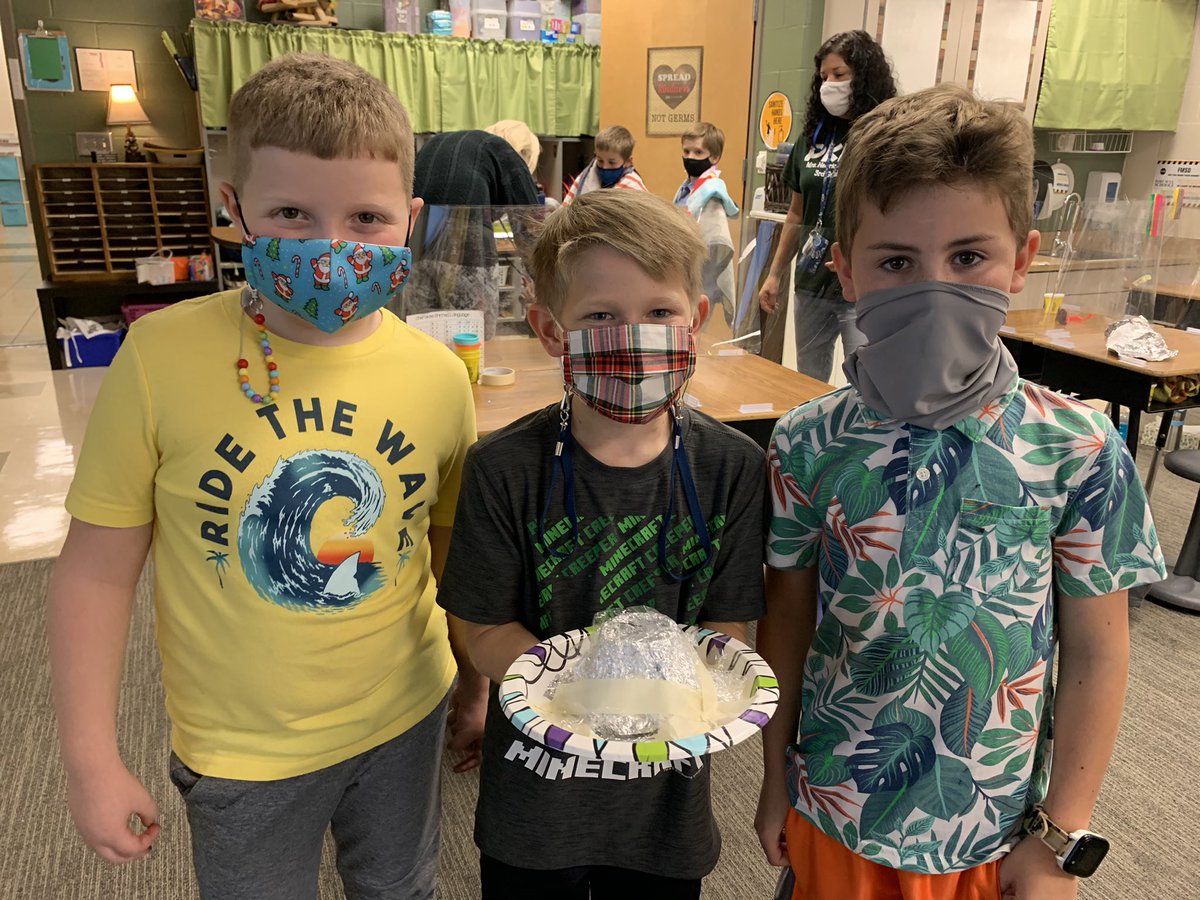 Chedrickteach's tweet image. Start your volcano using a plate and cup.  Then choose: Play-Doh, foil, wax paper, plastic wrap, and/ or scrap paper to build up the sides. Then add communication, collaboration, critical thinking, creativity, and caring. @PKESAdmin #FM21STEAM #PanthersEngaged