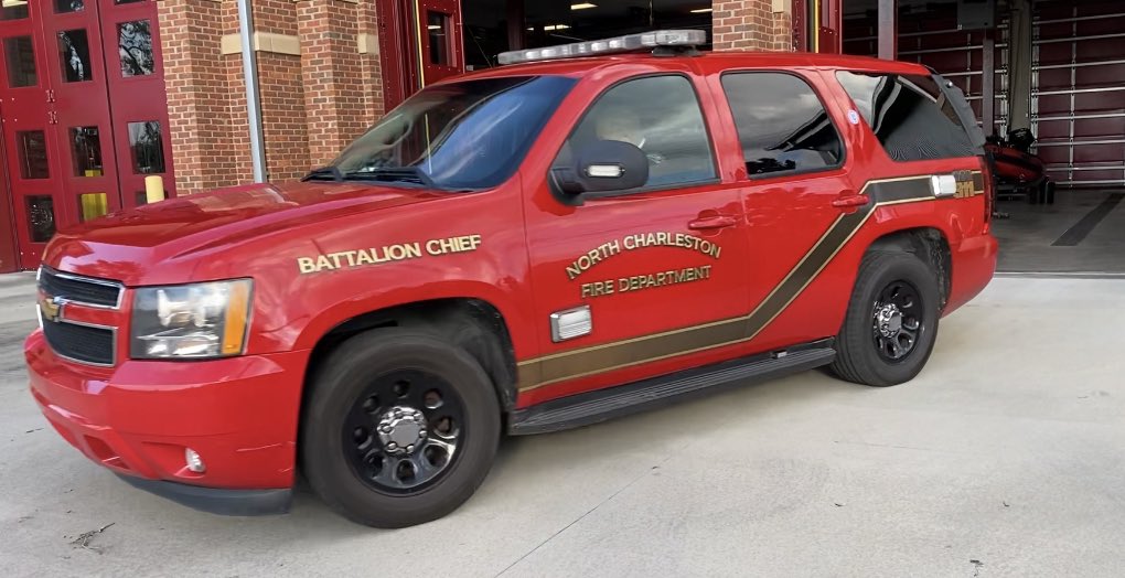 PierceWomack_'s tweet photo. Quick trip to Charleston today. As always, great hospitality and really nice to see a few friends along the way! Thanks Batt. Chief Greg Chester and Captain Gerald Kennedy. #fireservice #readytorespond https://t.co/cSu0OxrpjP