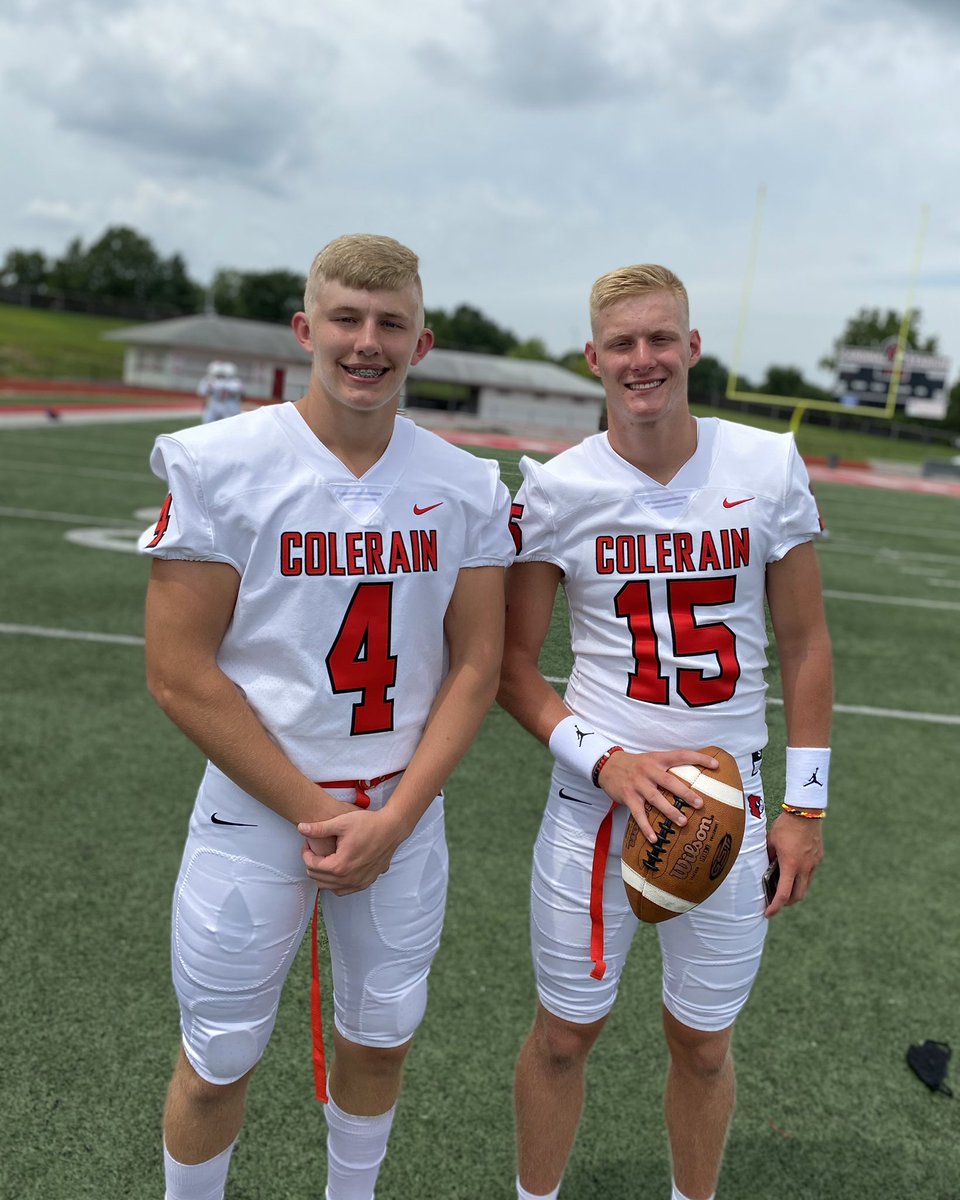 Brandon Sinclair
6’2 200lbs. (SS/ OLB)
2.8 GPA | 22 ACT
GMC All Conference | 2 Year Starter
Colerain High School ‘21
‼️ hudl.com/v/2ESCRE ‼️