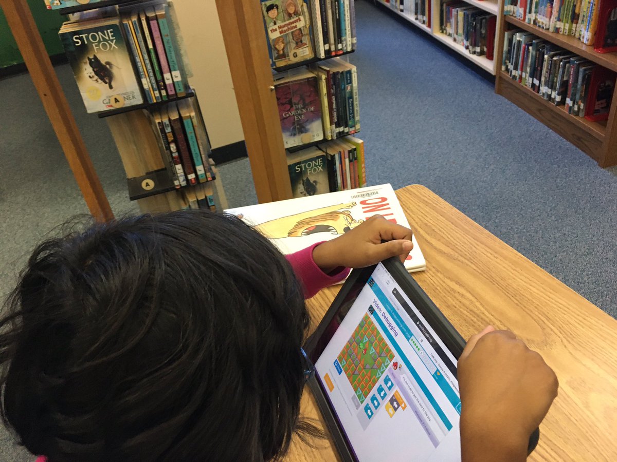 WSE_library's tweet photo. Iβm so proud of Kinders and Firsties and Seconds for rocking coding today! They loved it!! #STEMbrary @WSEfirsties @FBISD_Libraries @WSE_Stallions @WSE_PTO @wse_super_2nd @WSE_STEM https://t.co/yOE1LCKyPi