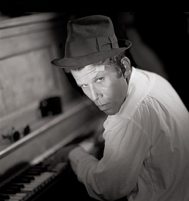  I like beautiful melodies telling me terrible things. Happy birthday Tom Waits! 