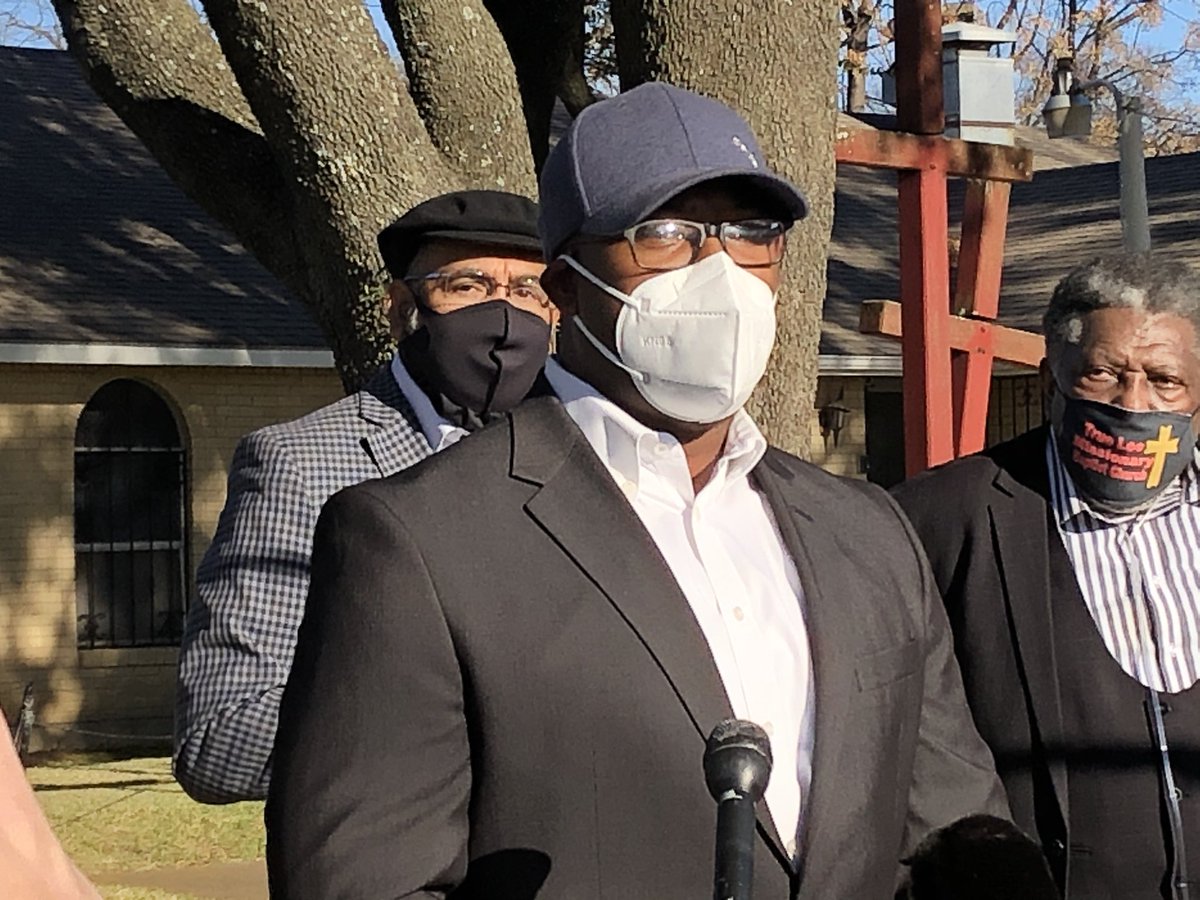 KalthoffKen's tweet photo. Dallas Pastors call for more police presence to combat a spike in violent crime, contrary to some who call for defunding police! 6pm! NBC5! @NBCDFW #NBCDFWNow https://t.co/FrPyoJ9K16