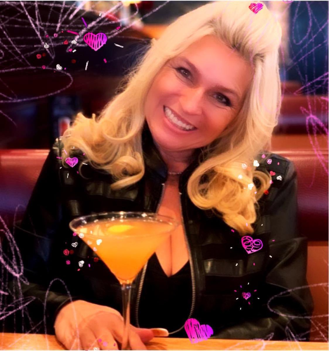 Patrici74722849's tweet photo. Love and miss you Beth 👼🏻 #ForTheLoveOfBeth ❤️❤️ https://t.co/pQo29j5EhP