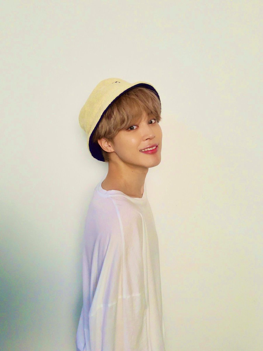OurPrinces_BTS's tweet photo. #JIMIN: remember there is a person in korea, in the city of seoul, who understands you. https://t.co/eL5pvBdbyT
