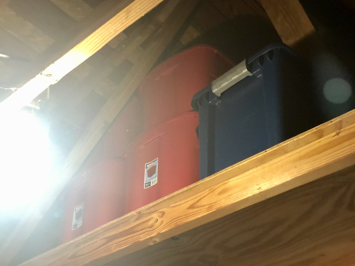 BLKCFFYCLB's tweet image. Christmas #BoxTest! It takes 12 totes to fit all the lights and ornaments and crap. Honestly... I think there’s two more green ones somewhere

Inspired by @stefthepef decorating on IG and @StraightPipers stuffing boxes in SUVs