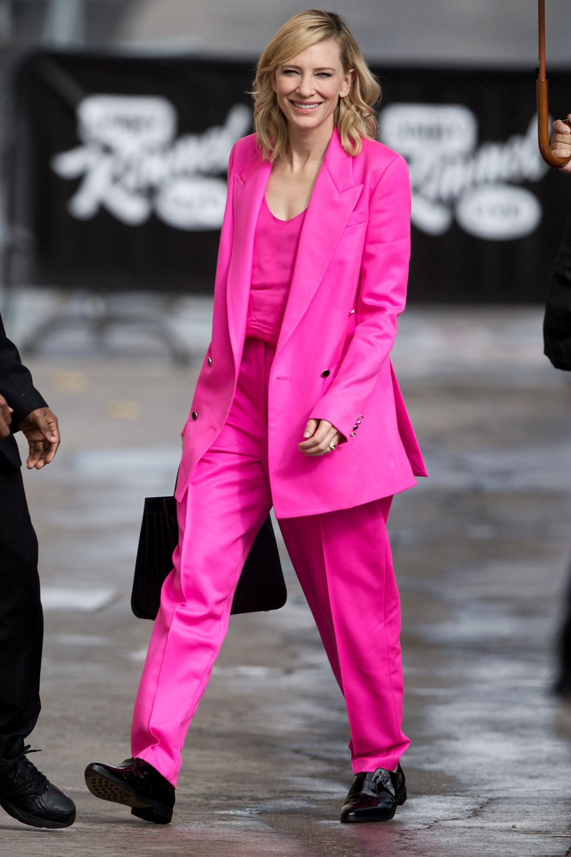 cate blanchett as microphones : a thread