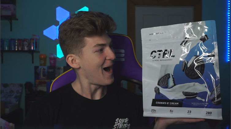 Ziytex_'s tweet photo. TRYING THE NEW @DrinkCTRL FLAVOR LIVE ON STREAM!! 👀😳

I still think #CodeZiytex should happen soon! 😈

[https://t.co/sazhjK6GTv] https://t.co/vRDchze5kT
