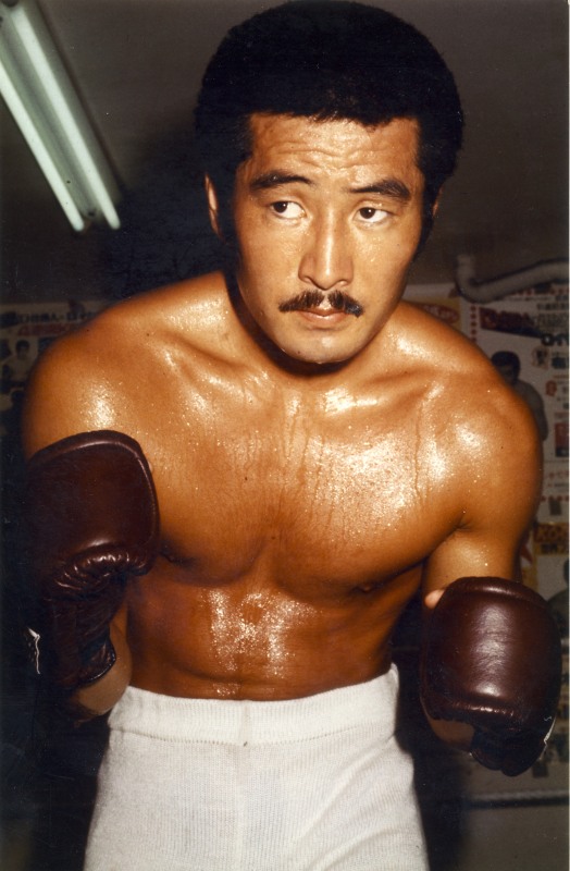 This Is Boxing 元wbc世界ｓバンタム級王者のロイヤル小林さんが 11月17日に逝去されていた 享年71歳 Ko仕掛人 の異名を持つハードパンチャーで 生涯戦績は35勝 27ko 8敗 アレクシス アルゲリョ ウィルフレッド ゴメスなど名王者とグローブを交え